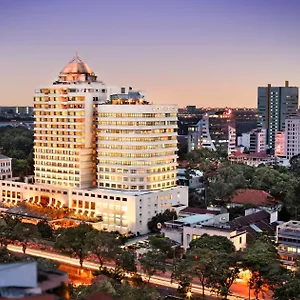 Sofitel Saigon Plaza Ho Chi Minh City